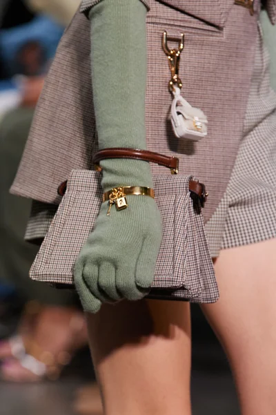 Look 56